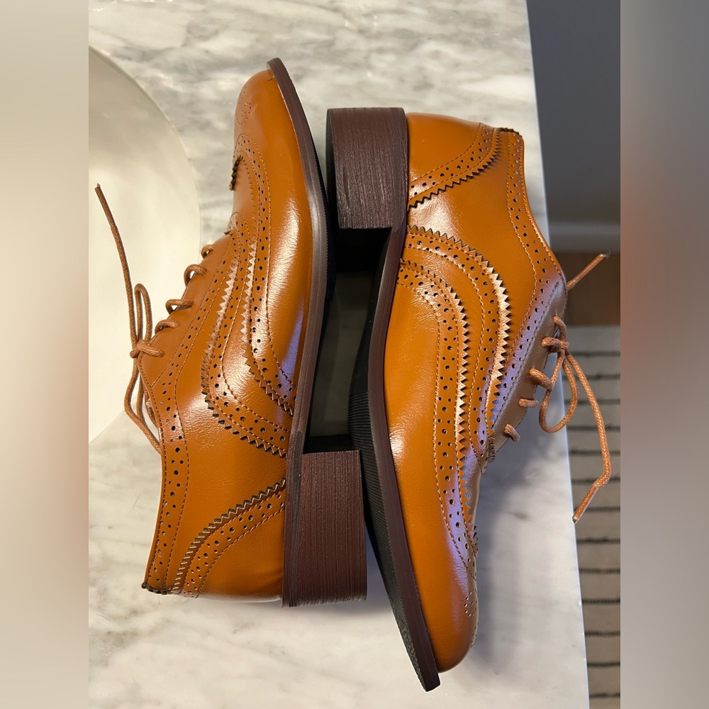 Women’s loafer style shoes